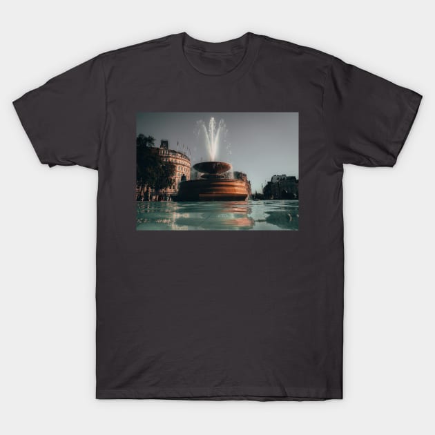 Trafalgar Square Fountain - London T-Shirt by Scala Ad Astra Forum